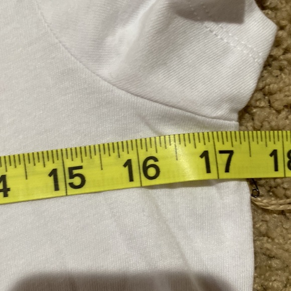 Last One! XS NWT Rae Dunn “Lucky Charm” T-shirt - Picture 5 of 5